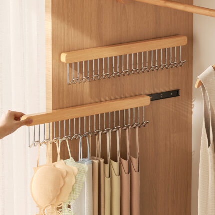 Pull-out Clothes Hanger